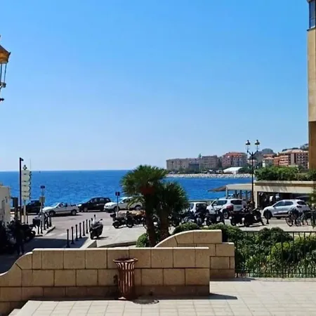 T2 Vieille Apartment