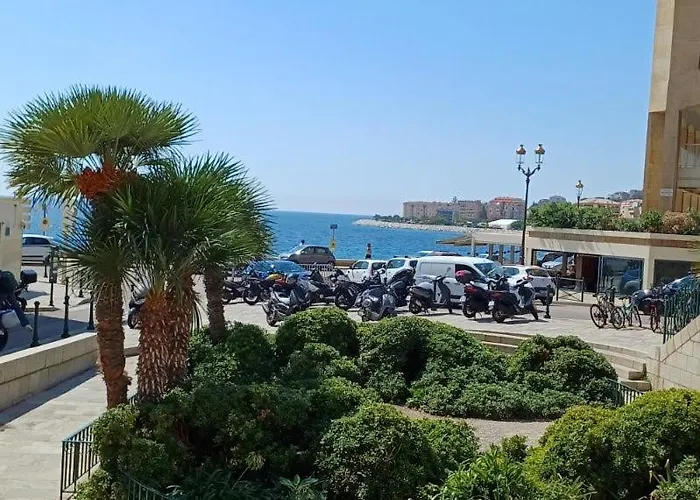 T2 Vieille Apartment